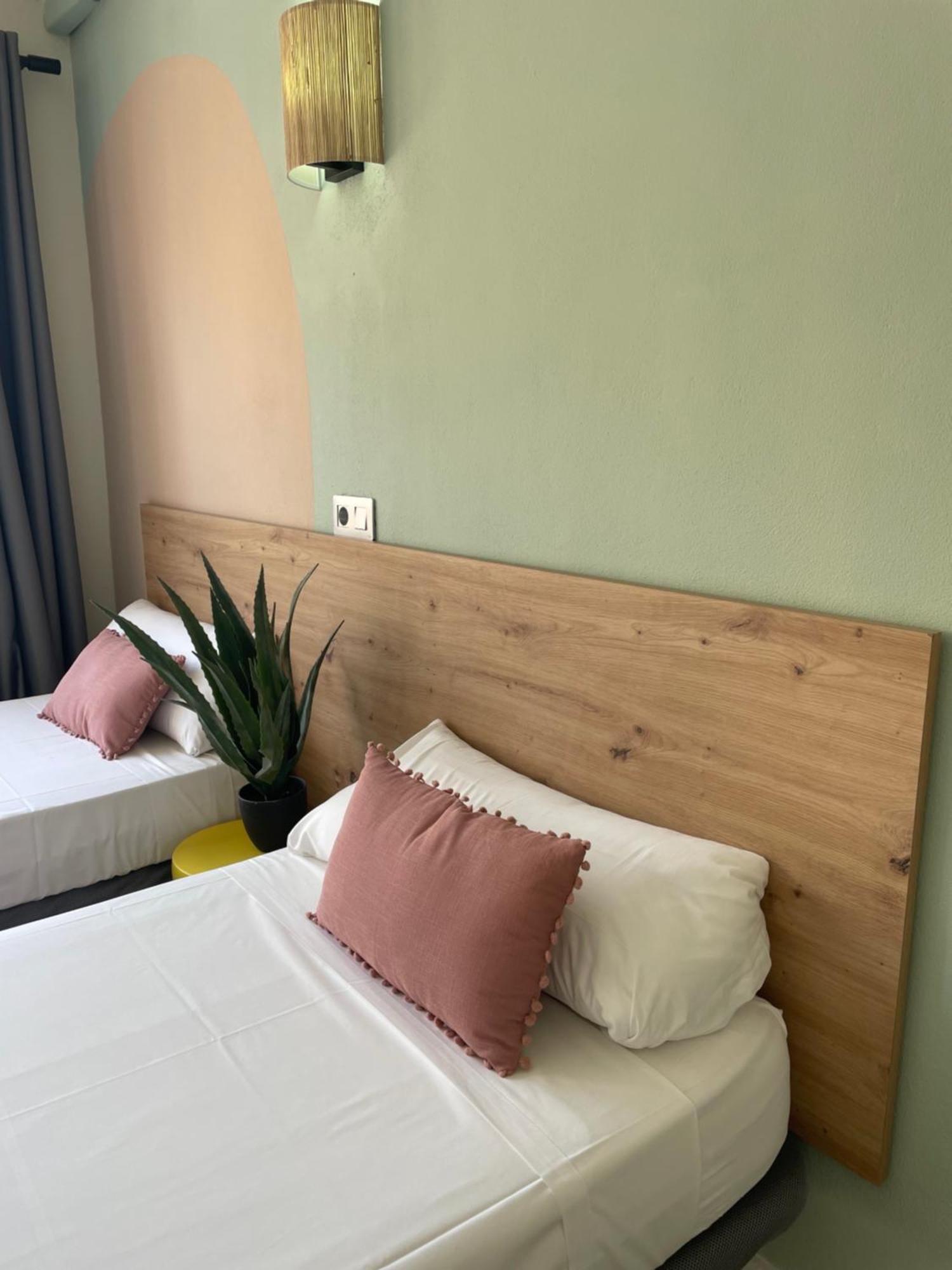 Hostal Playa De Palma *